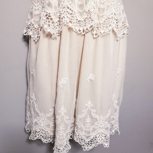 Umgee USA Layered Lace Embroidered Dress - Picture 3 of 8